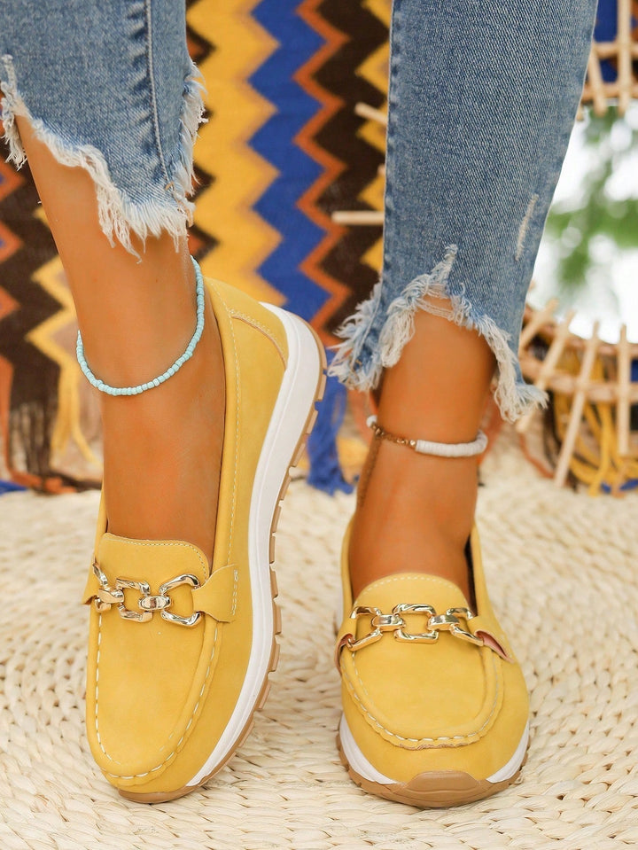 Kiara™ – Flat Buckle Loafers for Timeless Elegance