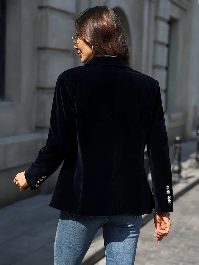 Yvana™ – Elegant Velvet Blazer for Effortless Seasonal Sophistication
