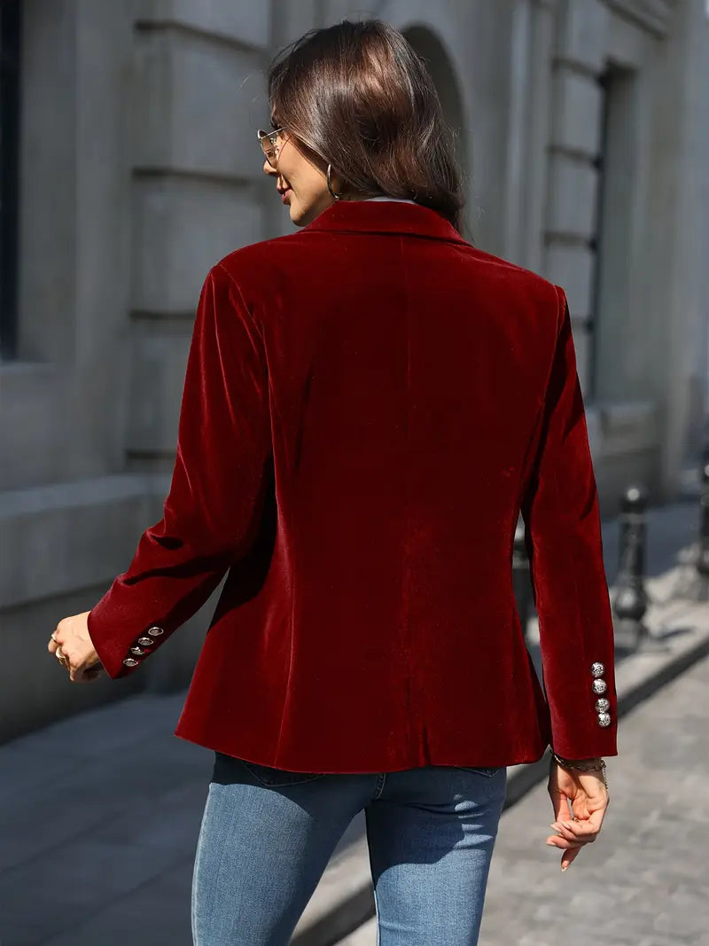 Yvana™ – Elegant Velvet Blazer for Effortless Seasonal Sophistication